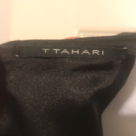 T Tahari sheath dress, size 16, charcoal gray - Picture 3 of 8